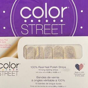 Color Street -“ I want Scandi”  Nail Polish Strips